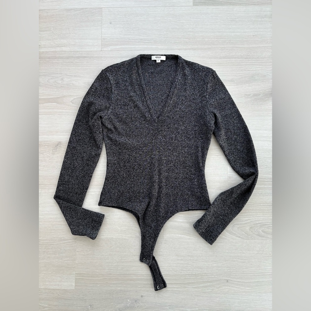 Agolde  Knit V-Neck Top
